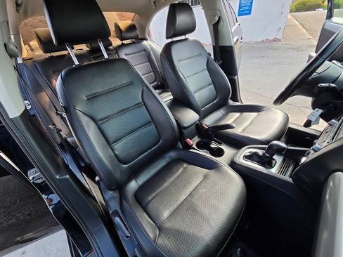 Used 2014 Volkswagen Jetta SE FWD image 33