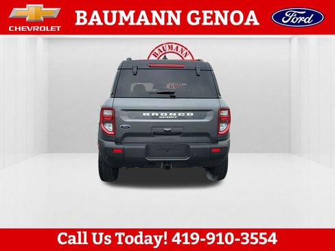 Used 2025 Ford Bronco Sport Badlands AWD/4WD image 4