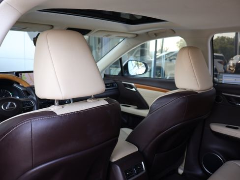 Used 2016 Lexus RX 350 FWD w/ Premium Package image 19
