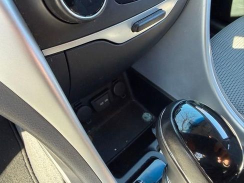 Used 2014 Hyundai Sonata SE image 26