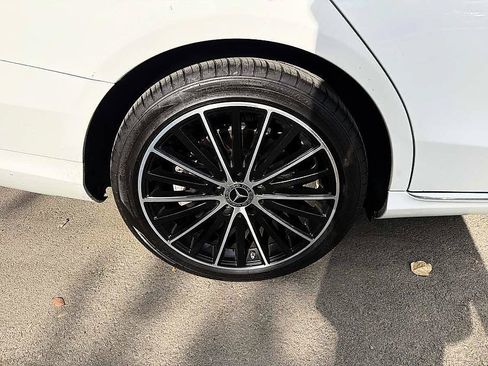 Used 2021 Mercedes-Benz C 300 Sedan image 17