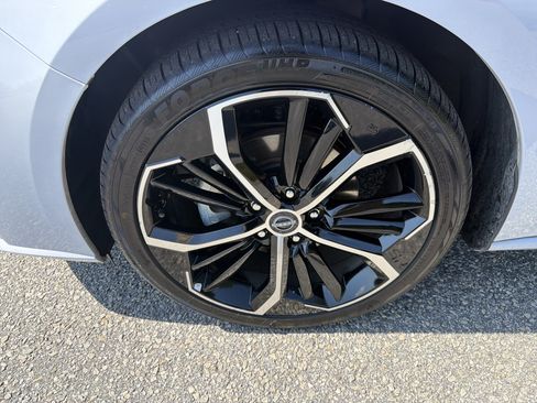 Used 2025 Nissan Altima 2.5 SR FWD image 20