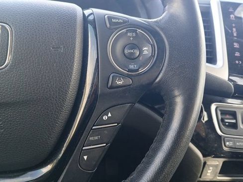 Used 2017 Honda Ridgeline RTL-E image 24