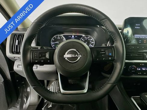 Certified 2023 Nissan Pathfinder SL w/ Lighting Package (N92) FWD image 13