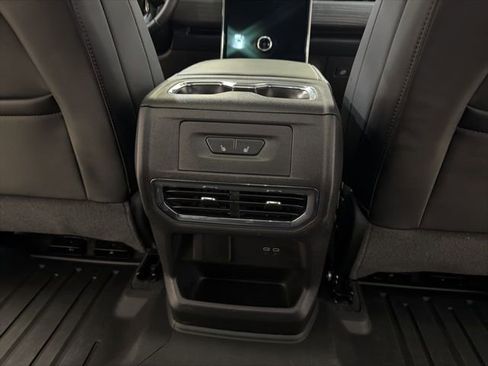 Used 2025 GMC Sierra EV Denali image 24