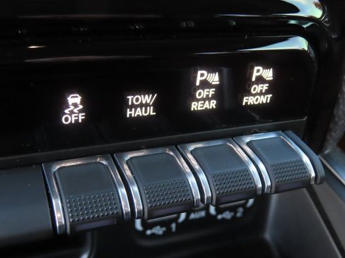 Used 2023 RAM 1500 Limited image 11