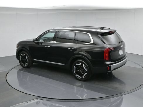 Used 2024 Kia Telluride S FWD image 46