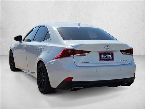 Used 2019 Lexus IS 300 RWD image 6