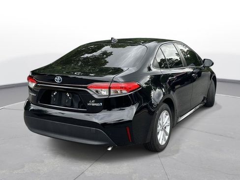 Used 2024 Toyota Corolla LE w/ LE Convenience Package FWD image 6