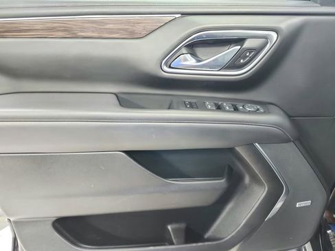 Used 2021 Chevrolet Tahoe Z71 AWD/4WD image 36