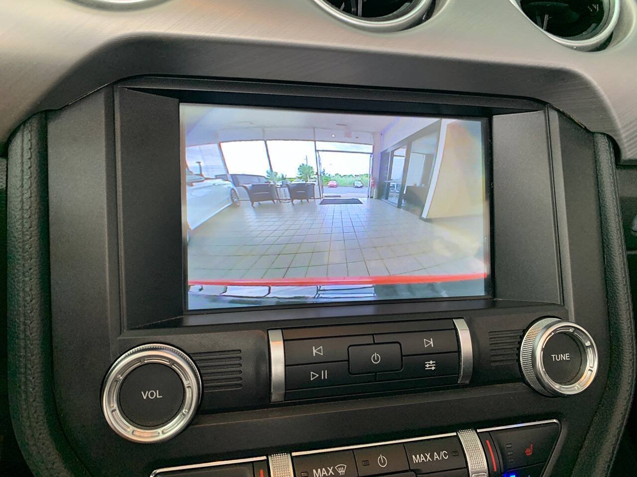 Used 2019 Ford Mustang GT RWD image 14