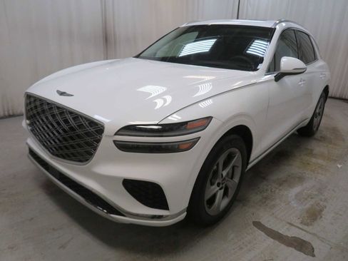 New 2026 Genesis GV70 2.5T Select image 3