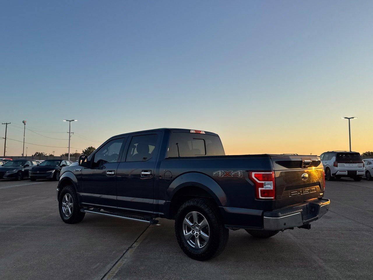Used 2019 Ford F150 XLT w/ Equipment Group 302A Luxury AWD/4WD image 18