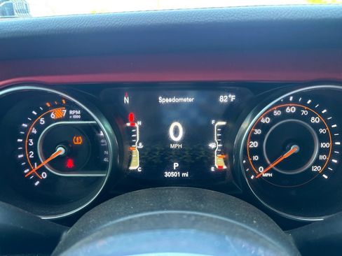 Used 2023 Jeep Wrangler Unlimited Rubicon w/ LED Lighting Group AWD/4WD image 22