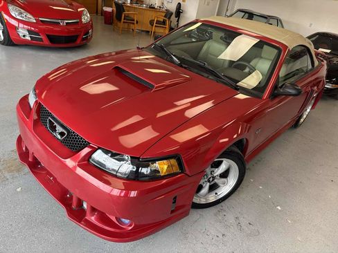 Used 2001 Ford Mustang GT RWD image 6