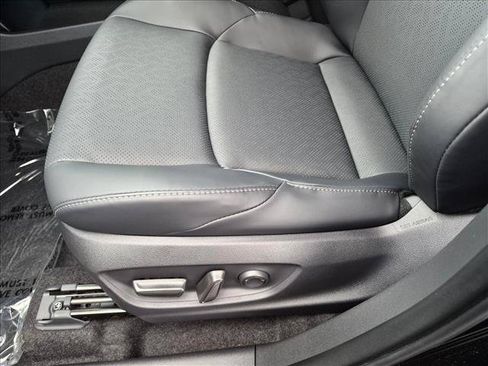 New 2026 Subaru Solterra AWD/4WD image 4