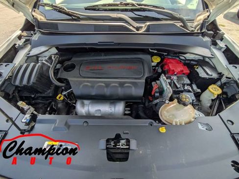 Used 2020 Jeep Compass Trailhawk AWD/4WD image 16