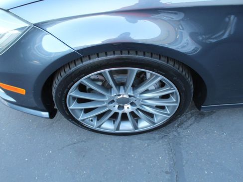 Used 2013 Mercedes-Benz CLS 550 image 11