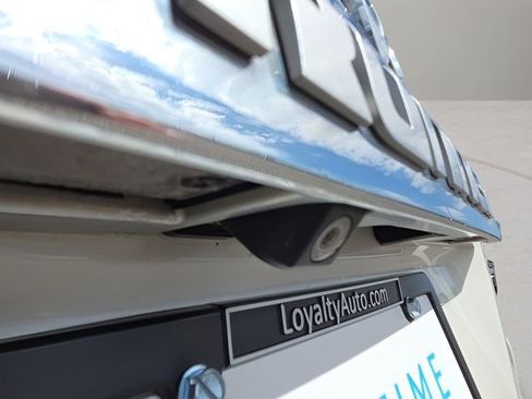 Used 2012 Toyota 4Runner SR5 w/ Convenience Pkg image 19