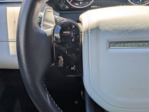 Used 2020 Land Rover Range Rover Velar SV Autobiography Dynamic image 17