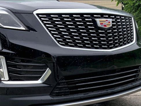 Used 2025 Cadillac XT5 Premium Luxury w/ Technology Package AWD/4WD image 30