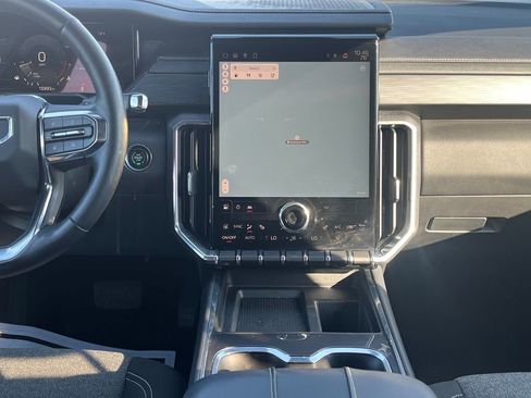 Used 2025 GMC Acadia Elevation image 22