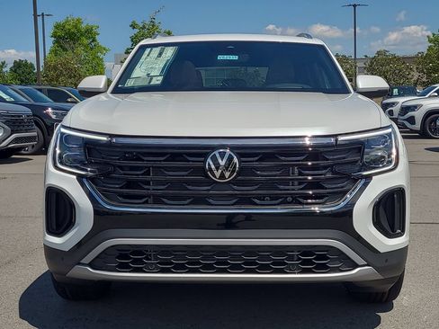 New 2026 Volkswagen Atlas Cross Sport SEL AWD/4WD image 8