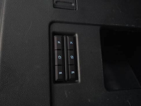 Used 2023 Ford Expedition Max Platinum AWD/4WD image 12