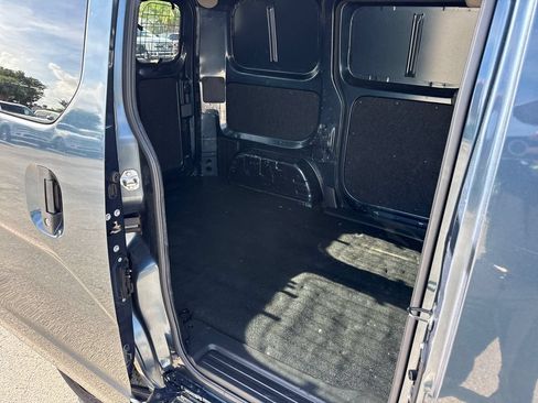 Used 2017 Nissan NV200 SV w/ Technology Package FWD image 24