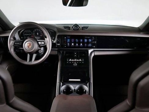 New 2026 Porsche Panamera 4 AWD/4WD image 12