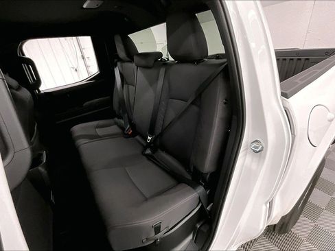 Used 2025 Toyota Tacoma SR5 AWD/4WD image 24