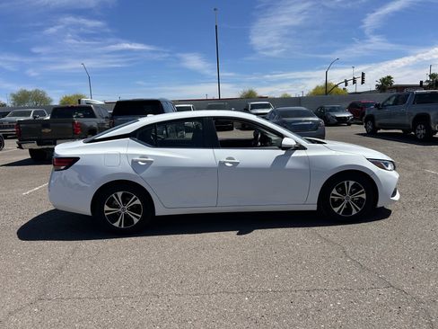 Used 2023 Nissan Sentra SV image 5