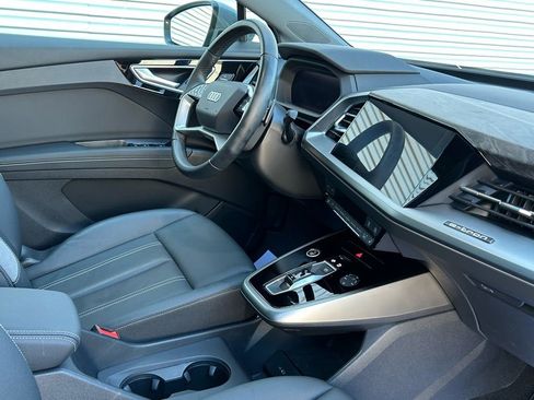 Used 2024 Audi Q4 e-tron Premium w/ Convenience Package image 49