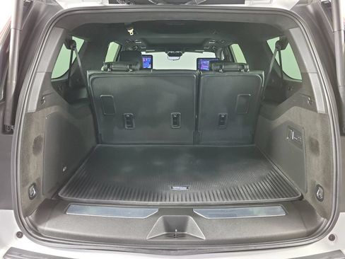Certified 2025 Cadillac Escalade ESV Sport Platinum w/ LPO, Floor Liner Package AWD/4WD image 8