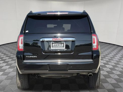 Used 2019 GMC Yukon Denali w/ Denali Ultimate Package AWD/4WD image 37