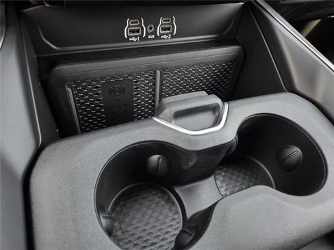 New 2026 RAM 1500 Big Horn AWD/4WD image 16