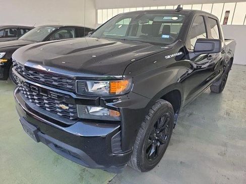 Used 2022 Chevrolet Silverado 1500 Custom image 1