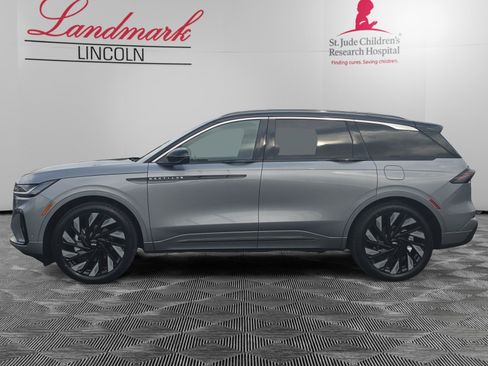 Used 2024 Lincoln Nautilus Black Label w/ Jet Appearance Package (87T) AWD/4WD image 2