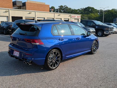 Used 2026 Volkswagen Golf AWD/4WD image 3