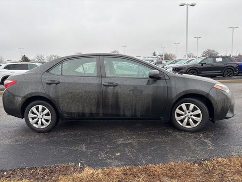 Used 2015 Toyota Corolla LE image 10
