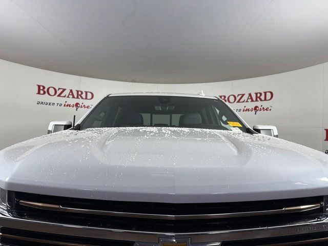 Used 2020 Chevrolet Silverado 1500 High Country w/ Technology Package AWD/4WD image 4