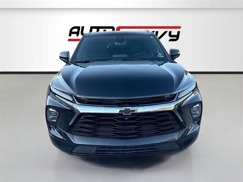 Used 2025 Chevrolet Blazer RS w/ Driver Confidence II Package image 2
