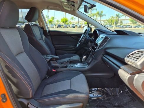Used 2018 Subaru Crosstrek 2.0i Premium w/ Popular Package #2 AWD/4WD image 19