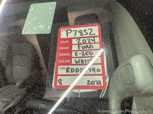 Used 2024 Ford E-350 and Econoline 350 Super Duty w/ Power Windows & Locks Group image 24