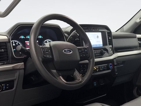 Used 2021 Ford F150 XL w/ Trailer Tow Package image 7