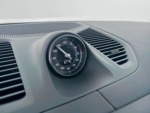 New 2026 Porsche Cayenne E-Hybrid image 17