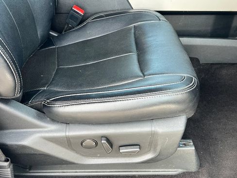 Used 2019 Ford F150 Lariat RWD image 16