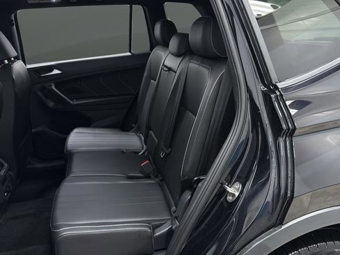 Used 2024 Volkswagen Tiguan SE R-Line image 24