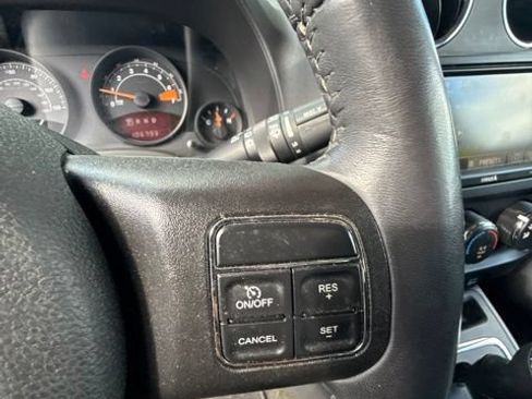 Used 2017 Jeep Patriot Sport w/ Power Value Group FWD image 13