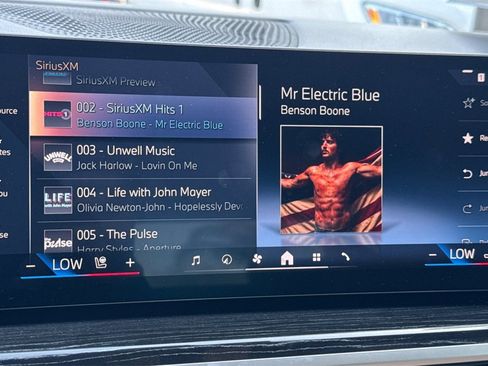 Used 2026 BMW X5 xDrive40i w/ M Sport Package image 23